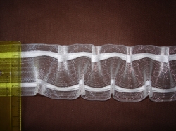 Záclona šitá na míru 07 šířka 150 cm x výška 205 cm smetanová s řasící páskou