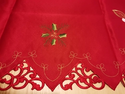 Vánoční ubrus červený 85x85cm vyšívaný svíce a zvonečky 